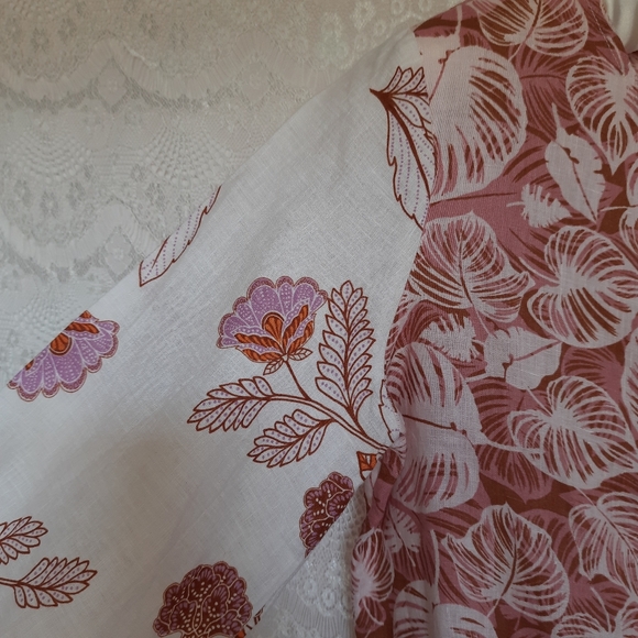 Tahari 100 % Linen Long Sleeve Button Down Floral Print Blouse Size S - Picture 3 of 14